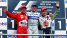 Asi největším úspěchem kariéry byl triumf v GP Německa 2001. Na stupních vítězů Ralfa Schuamchera doplnili Rubens Barrichello (vlevo) a Jacques Villeneuve.