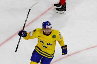 MS 2017, Rusko-Švédsko: Elias Lindholm slaví gól na 0:1