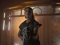 Cailee Spaeny as Rain in Alien: Romulus.