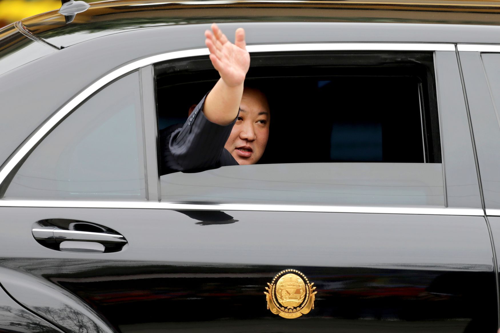 Kim Čong-un ve své luxusní obrněné limuzíně