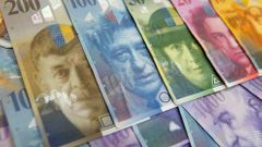 Švýcarské franky v bankovkách
