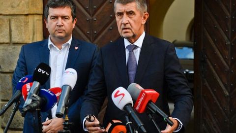 ŽIVĚ: Andrej Babiš a Jan Hamáček hodnotí 100 dní vlády. Čím se pochlubí?