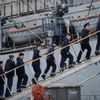 Ruští námořníci opustili Francii, kde se učili s lodí třídy mistral