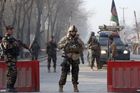 Atentátník se v Afghánistánu odpálil poblíž komplexu tajných služeb. Zabil nejméně šest lidí