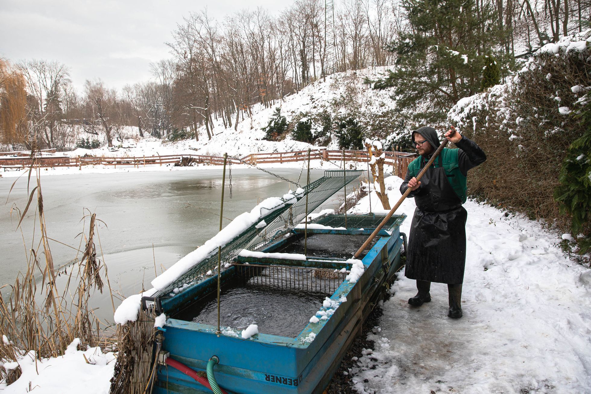 Kalendova Chabrybárna, rybárna a bistro v Dolních Chabrech