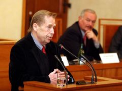 Konference "50 let od římských smluv: úspěchy a výzvy pro Evropskou unii" - závěrečné slovo pronesl bývalý prezident Václav Havel.