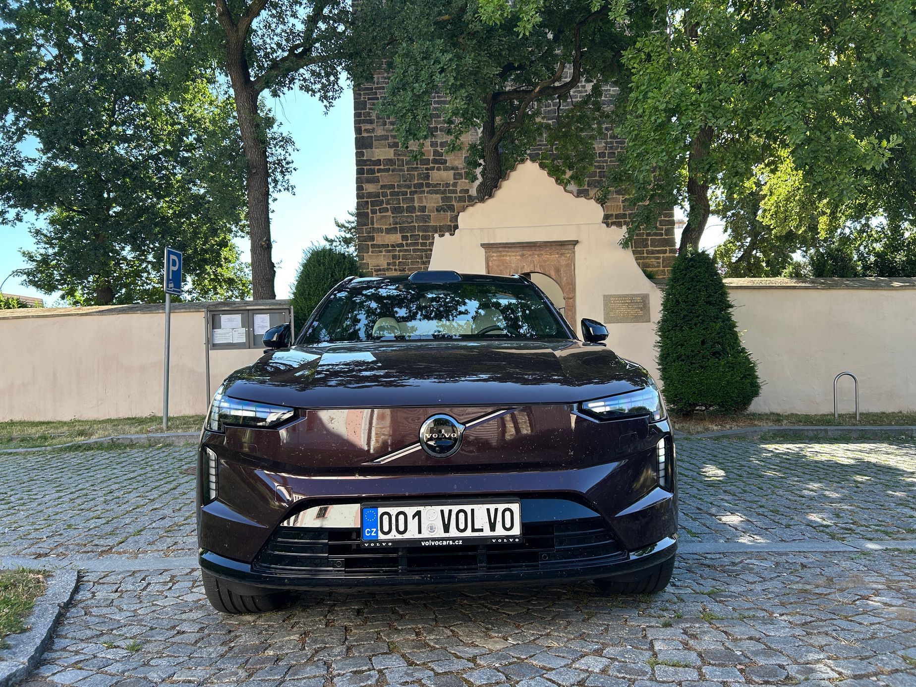 Volvo EX90