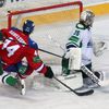 KHL, Lev Praha - Salavat Julajev Ufa: Nicklas Danielsson - Miroslav Blaťák a Iiro Tarkki