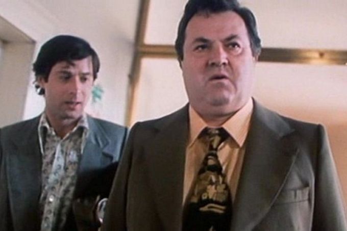 Jan Hartl a Bronislav Poloczek ve filmu Ta naše písnička česká II.