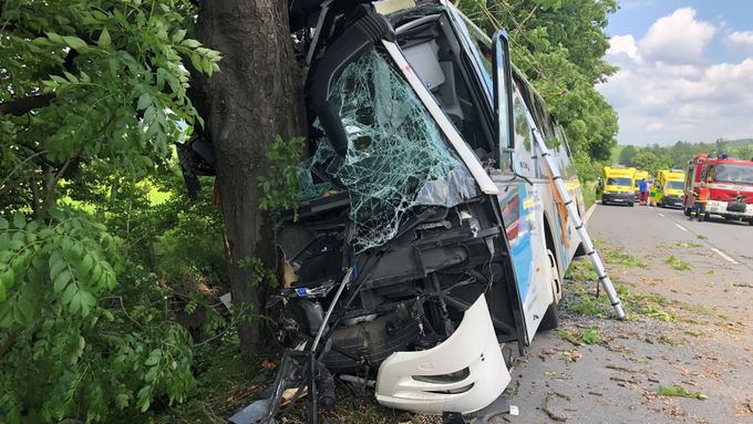 Nehoda autobusu na Kroměřížsku