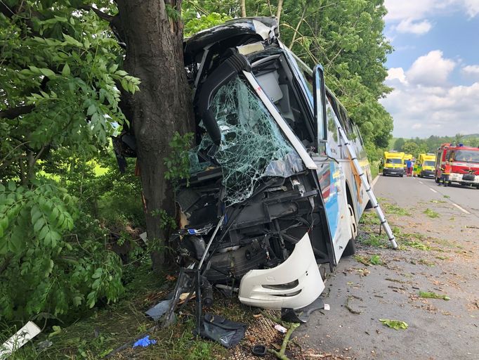 Nehoda autobusu na Kroměřížsku