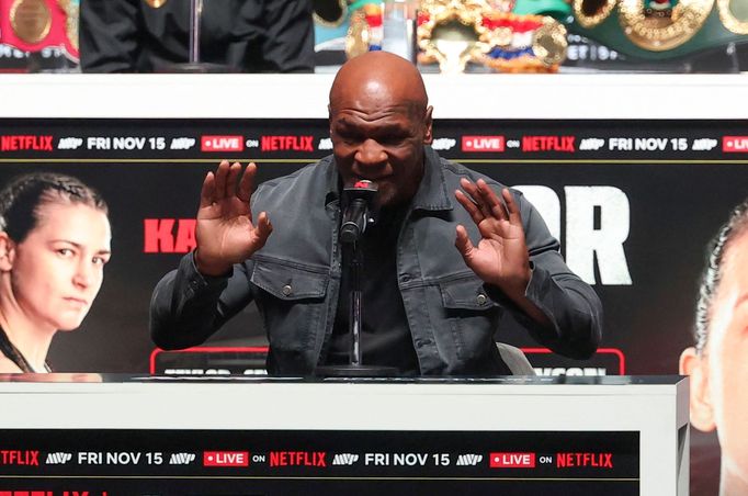 Mike Tyson na tiskové konferenci