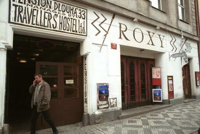 Roxy v roce 2002