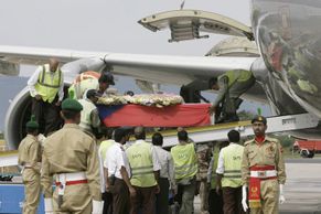IN PICTURES: Remains of Czech ambassador to Pakistan return home