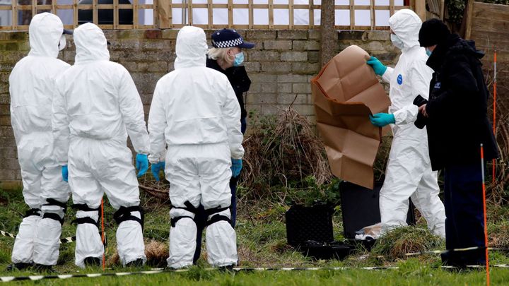 Británií otřásá případ zmizení ženy. Policie potvrdila, že našla její tělo