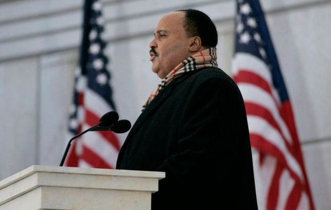 Martin Luther King III. během projevu předcházející řeči Baracka Obamy.