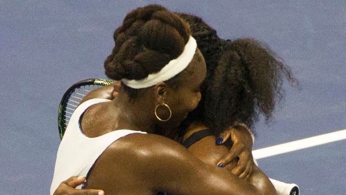 Čtvrtfinálová bitva sester Williamsových na US Open připomněla, že ve sportu proti sobě často bojují či bojovali sourozenci. Připomeňte si zajímavé rodinné rivality.