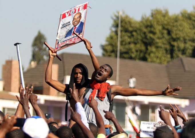 Povolební protesty v Harare v Zimbabwe. 1. 8. 2018