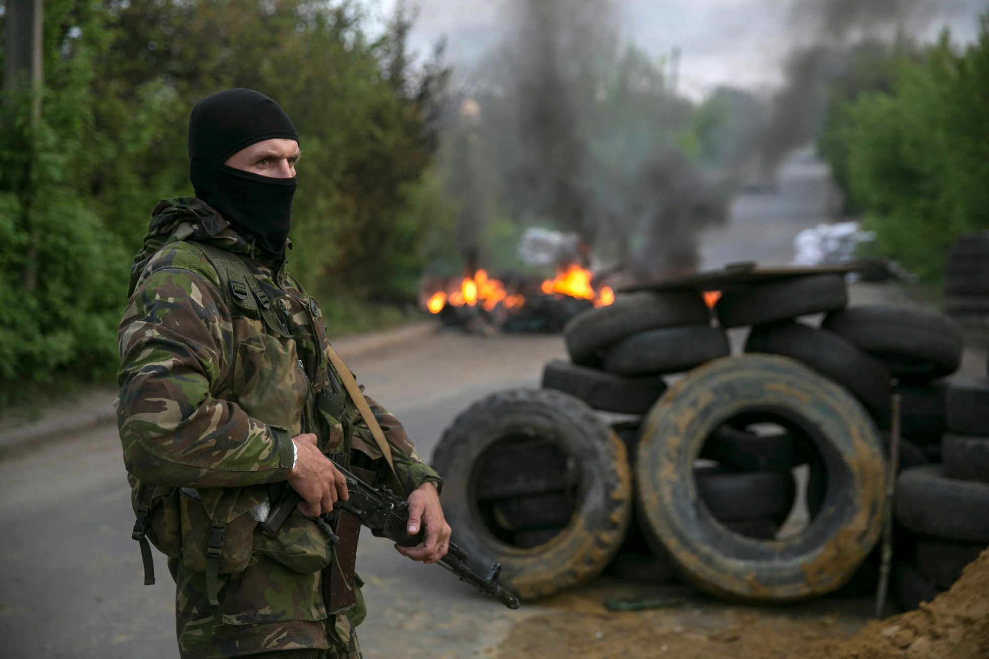 Ukrajina - Slavjansk - ozbrojenci - separatisté