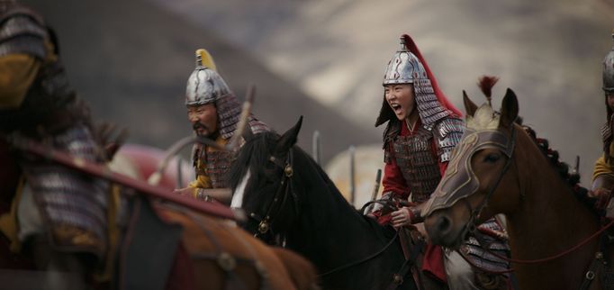 Liou I-fej hraje Mulan.