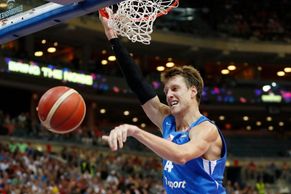Čeští basketbalisté zase pobláznili fanoušky, k úplné radosti chybělo vítězství