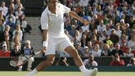 Roger Federer nedal Maratu Safinovi šanci. Vyhrál 6:1, 6:4 a 7:6