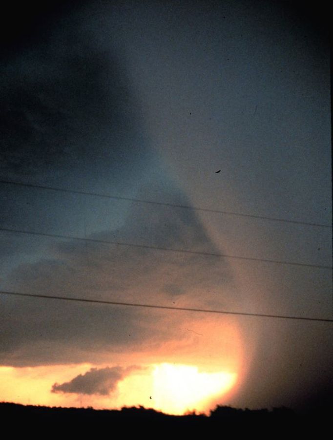 Project Vortex - on the fringe of a downburst. Image ID: nssl0172, NOAA's National Severe Storms Laboratory (NSSL) Collection Location: Texas, Wichita Falls Photo Date: May 24, 1994 Credit: NOAA Photo Library, NOAA Central Library; OAR/ERL/National Severe Storms Laboratory (NSSL)