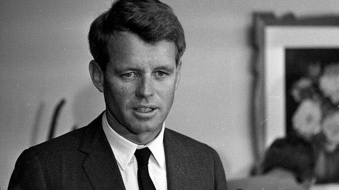 Senátor Robert Kennedy.