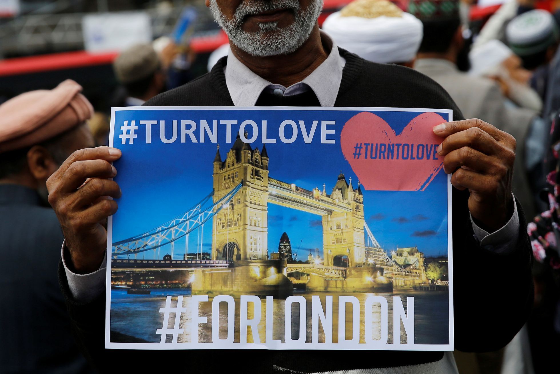 Muslim v Londýně protest teror