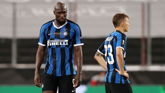 Lukaku zvedl i potopil Inter. Hráčům Nerazzurri zbyl po finále jen smutek