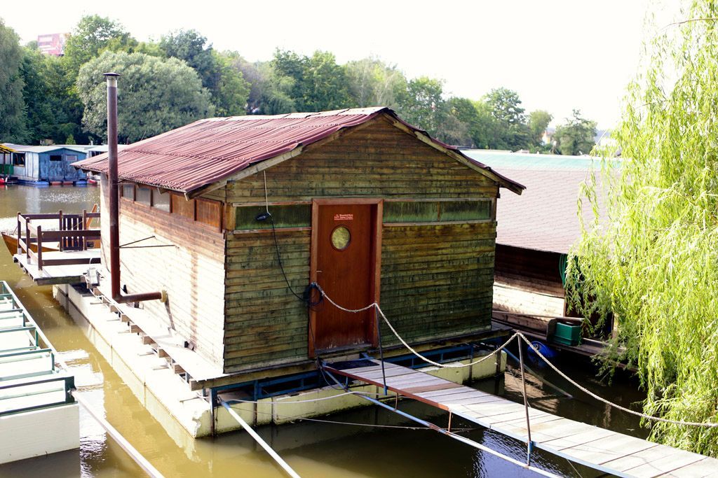 hausboty