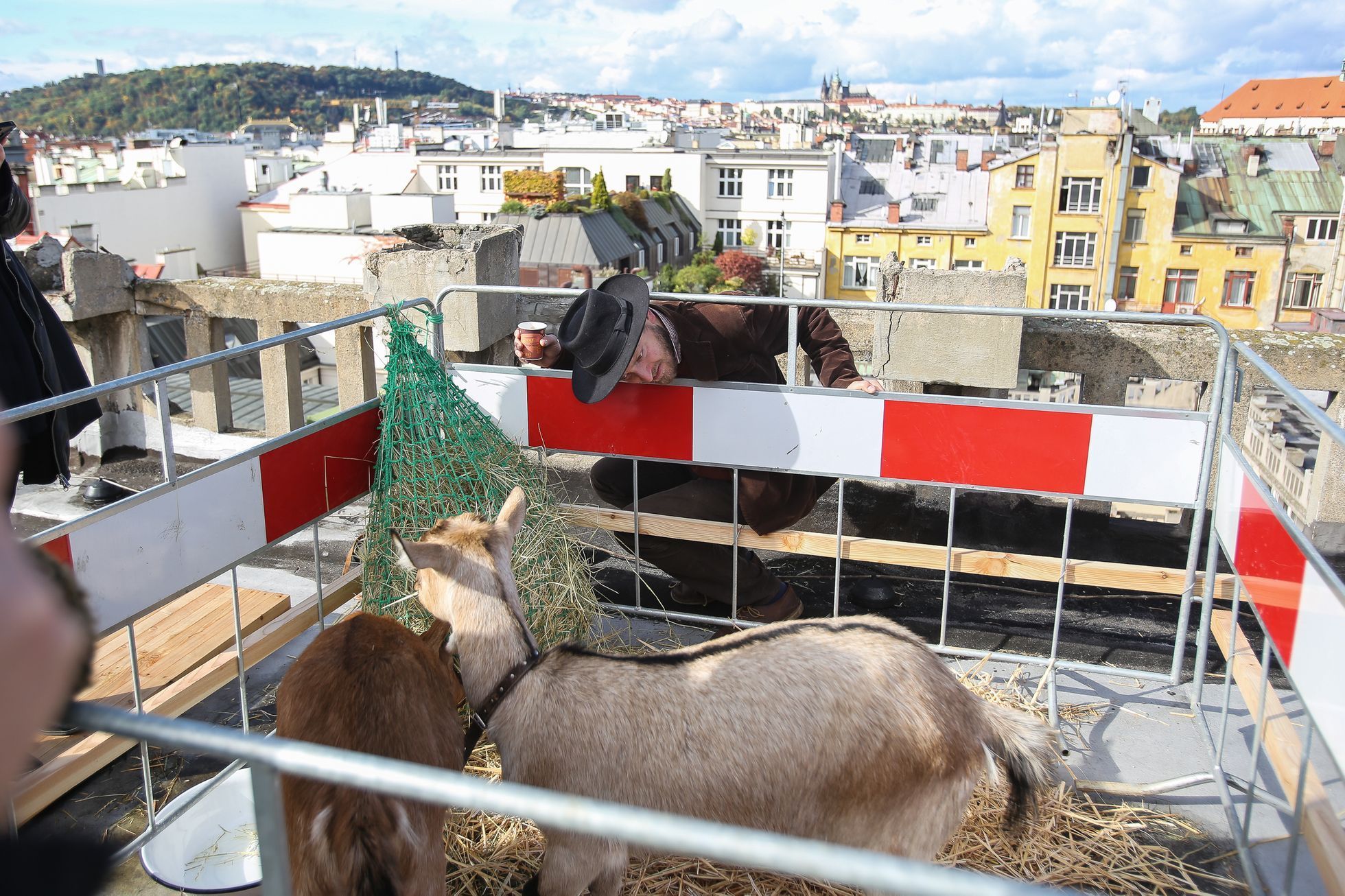 Otevření střechy Lucerny - říjen 2016 - Ondřej Kobza