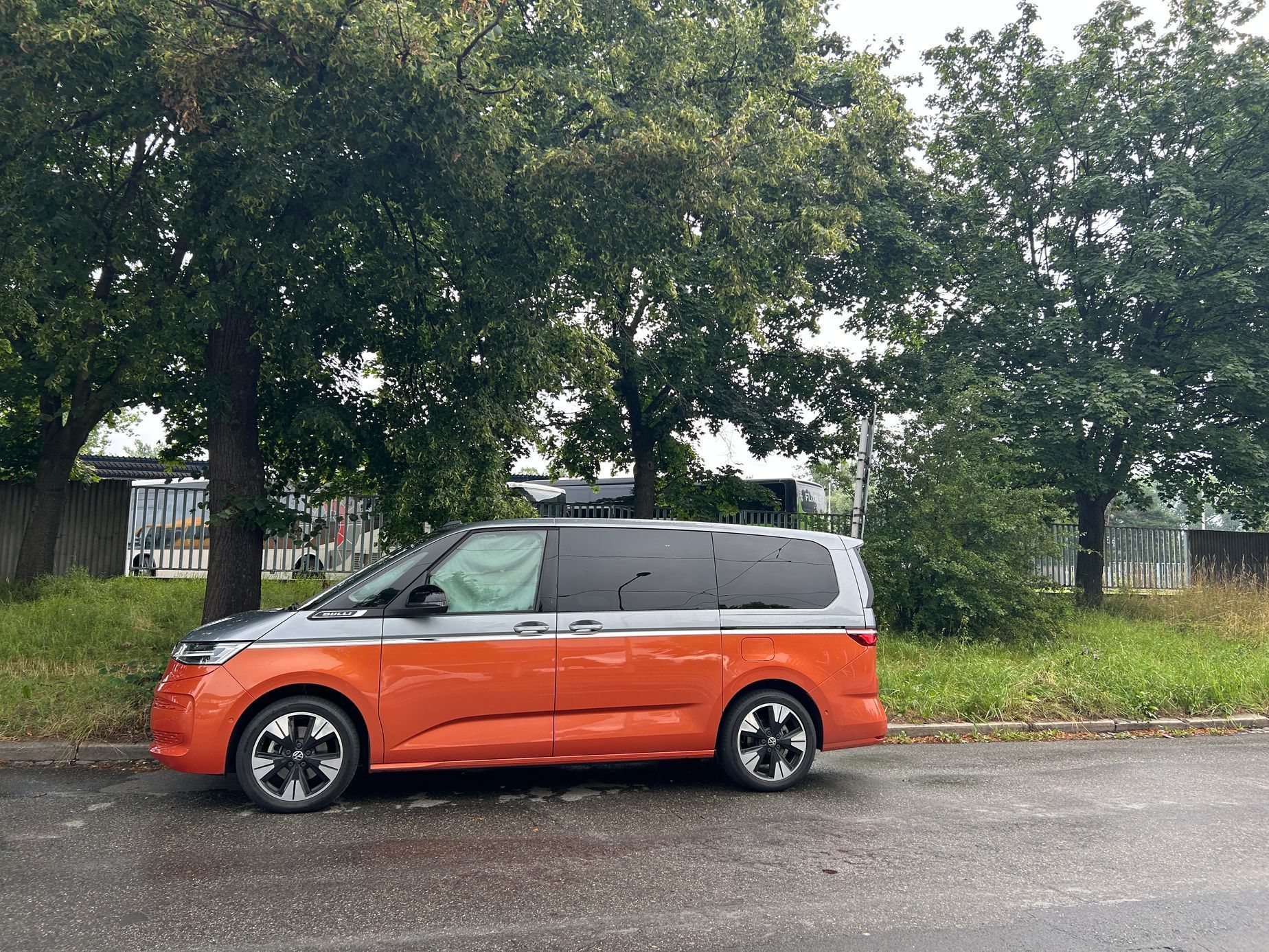 VW T7 Multivan spací box
