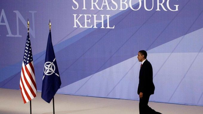 Obama přichází na summitu NATO ve Štrasburku pronést své závěrečné slovo