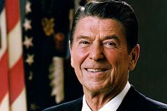 Soud rozhoduje o propuštění muže, který zaútočil na Reagana