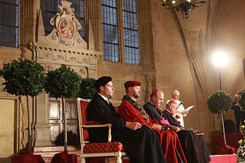 Papež s akademiky ve Vladislavském sále