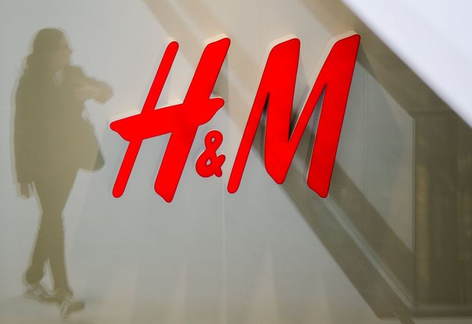 H&M