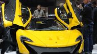 McLaren je silnější než Lamborghini. Přeplňovaný osmiválec s elektromotorem dají dohromady 916 koňských sil.