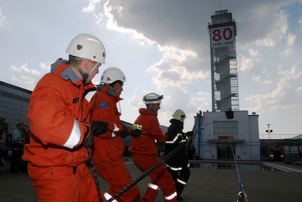 cvičení hasičů na Výstavišti v Brně