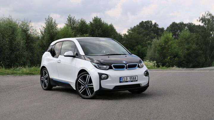 Ojeté elektrické BMW i3 baterie netrápí. Peněženku ale provětrá i tak; Zdroj foto: Martin Frei