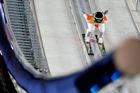 Úvod SP ve skoku na lyžích vyhrál sedmnáctiletý talent Domen Prevc, dva Češi bodovali