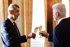 "Česko nejlepším místem k životu na planetě." Babiš se stal potřetí premiérem