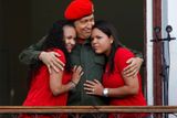 17. 7. - Chávez zpět na Kubě kvůli rakovině, předal pravomoci. Více se dočtete - zde