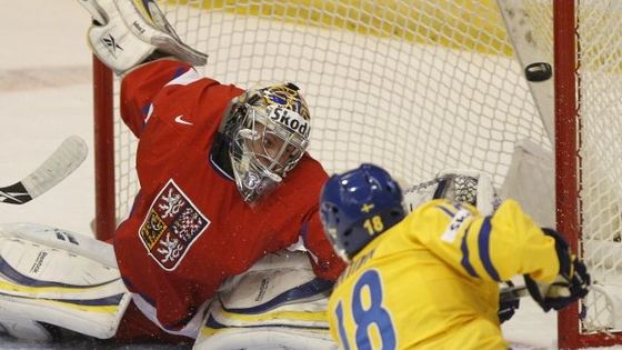 Obrazem: Švédové zostudili české mladíky na MS desetigólovým přídělem