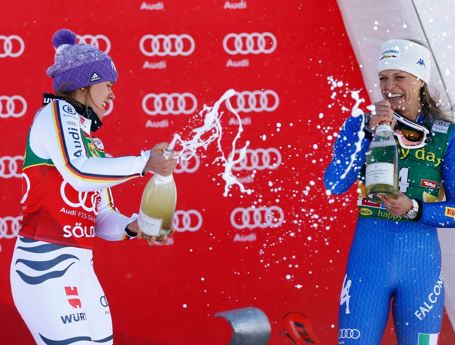 SP 2017-18, obří slalom Ž (Sölden): Viktoria Rebensburgová a Manuela Mölggová