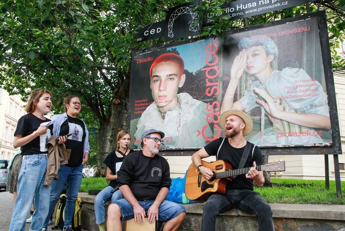 Zahájení sezony brněnského Divadla Husa na provázku.