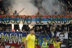Kosovo je Srbsko, provokoval v kvalifikaci rumunský kotel. Hosté odmítli pokračovat