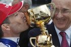 Stal se tak čtvrtým zahraničním koněm, který si Melbourne Cup podmanil, a svému majiteli vynesl šek na 3,3 milionu dolarů.