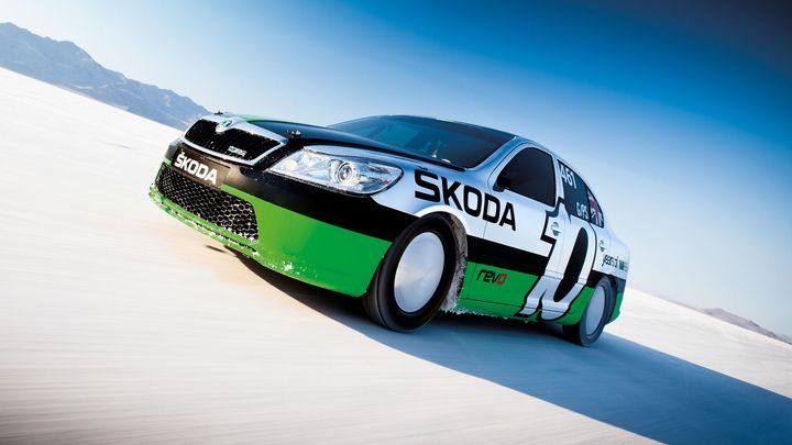 Tohle není obyčejná Octavia. Před deseti lety Škoda překonala rychlost 365 km/h; Zdroj foto: Škoda Auto