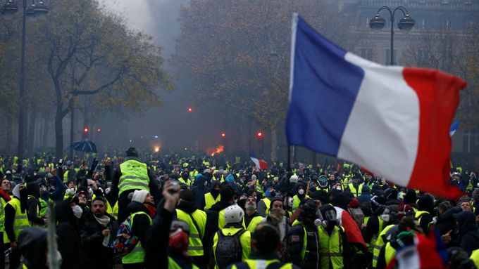 Masové protesty ve Francii minulý víkend.